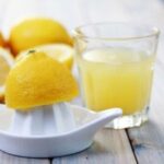 как отбелить зубы содой и лимоном